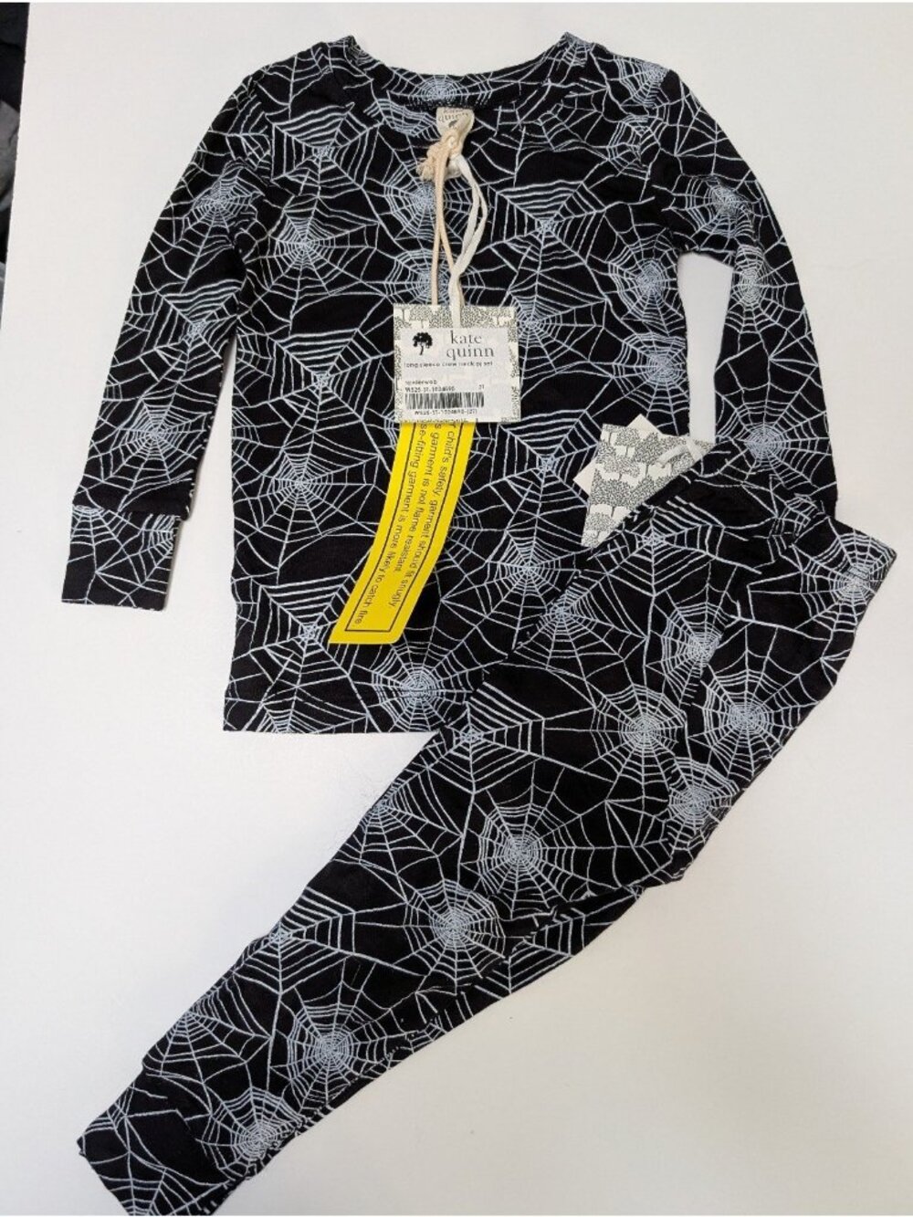 Kate Quinn Spiderweb Long Sleeve Pajama Set 2T Bamboo Spooky Halloween